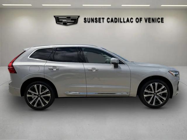 2023 Volvo XC60 B5 Ultimate Bright Theme