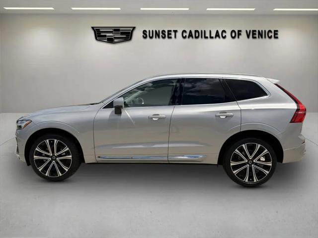 2023 Volvo XC60 B5 Ultimate Bright Theme