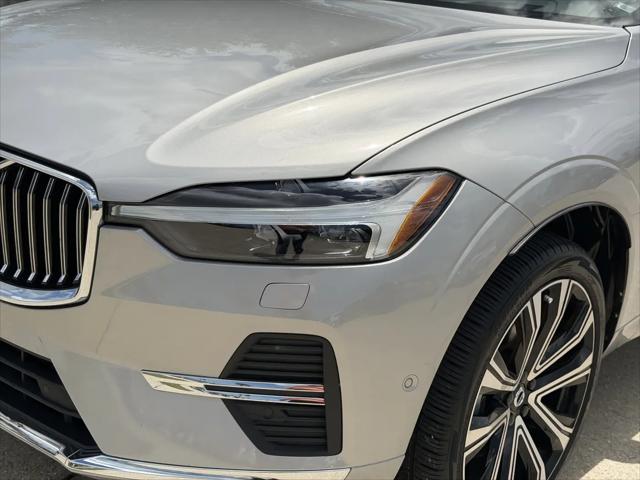 2023 Volvo XC60 B5 Ultimate Bright Theme