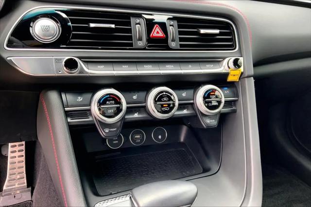 2023 Genesis G70 3.3T RWD