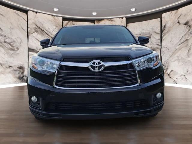 2016 Toyota Highlander LE Plus V6