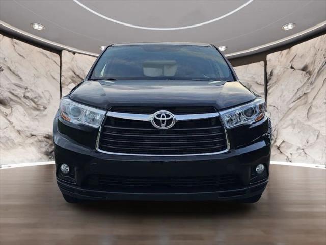 2016 Toyota Highlander LE Plus V6