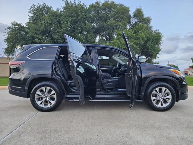 2016 Toyota Highlander LE Plus V6