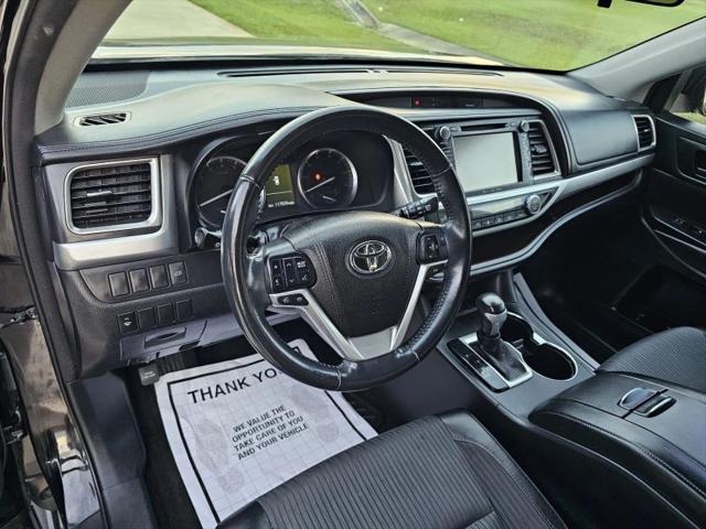 2016 Toyota Highlander LE Plus V6