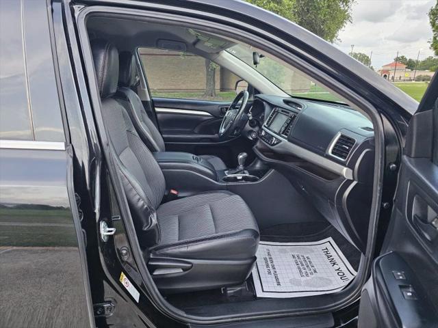 2016 Toyota Highlander LE Plus V6