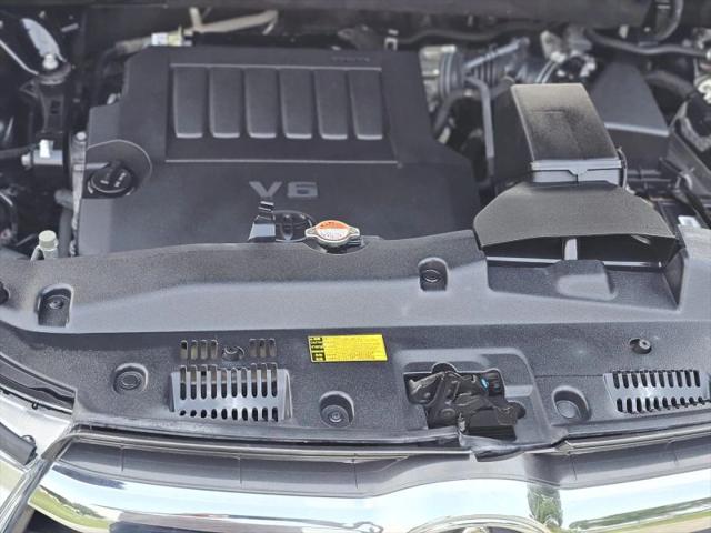 2016 Toyota Highlander LE Plus V6
