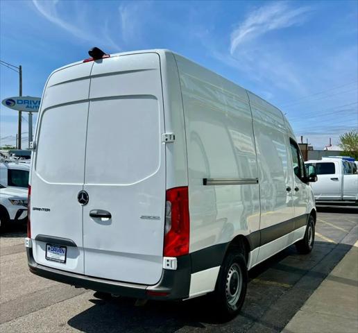 2022 Mercedes-Benz Sprinter 2500 Standard Roof I4
