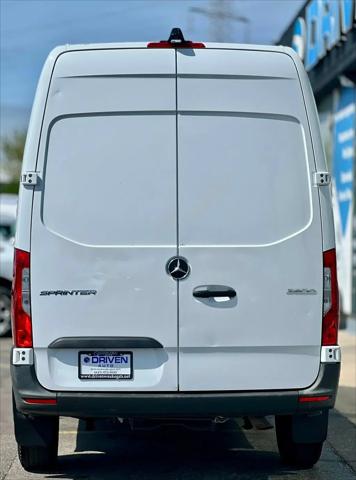 2022 Mercedes-Benz Sprinter 2500 Standard Roof I4