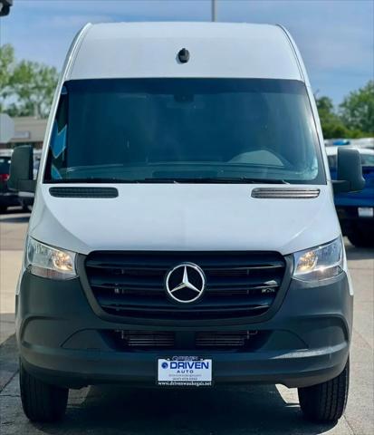 2022 Mercedes-Benz Sprinter 2500 Standard Roof I4