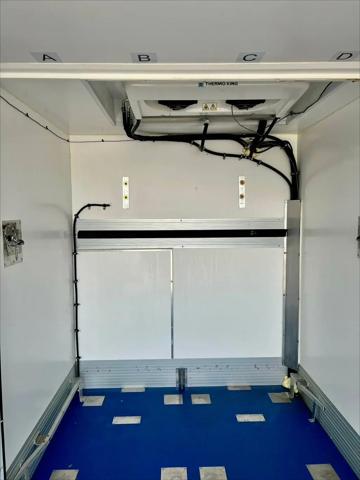 2023 Ford E-350 Cutaway Base