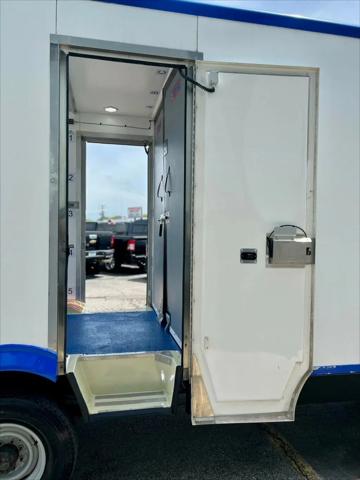 2023 Ford E-350 Cutaway Base