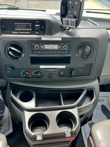 2023 Ford E-350 Cutaway Base