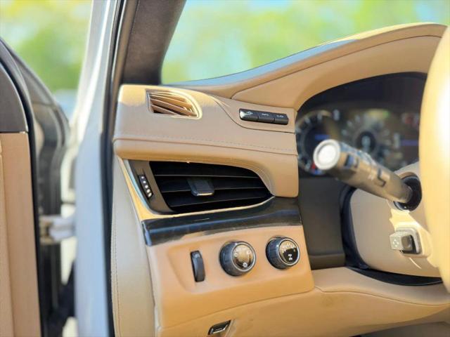 2018 Cadillac Escalade ESV Platinum