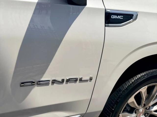 2022 GMC Yukon XL 4WD Denali