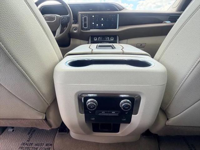 2022 GMC Yukon XL 4WD Denali