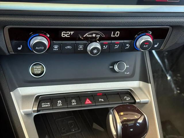 2025 Audi Q3 Premium 45 TFSI S line quattro Tiptronic