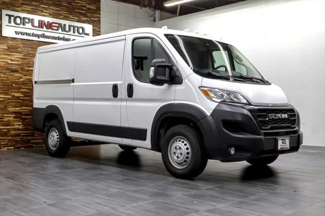 2025 Ram ProMaster 2500 Cargo Van Tradesman Low Roof 136" WB w/Pass Seat