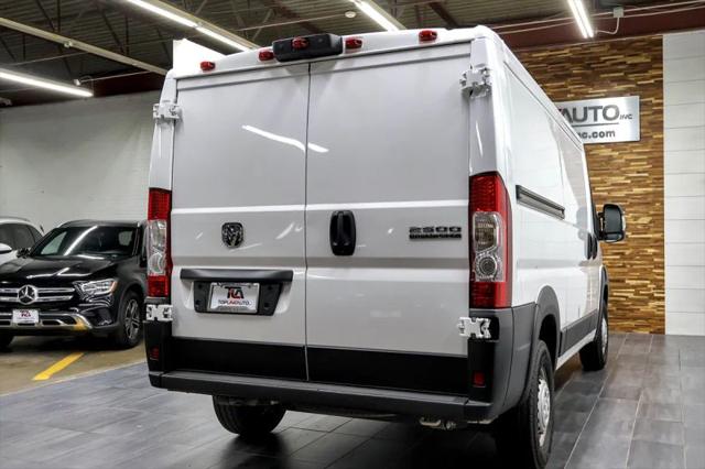 2025 Ram ProMaster 2500 Cargo Van Tradesman Low Roof 136" WB w/Pass Seat