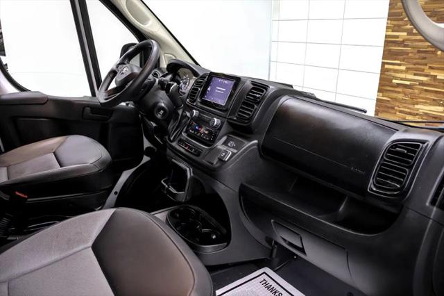 2025 Ram ProMaster 2500 Cargo Van Tradesman Low Roof 136" WB w/Pass Seat