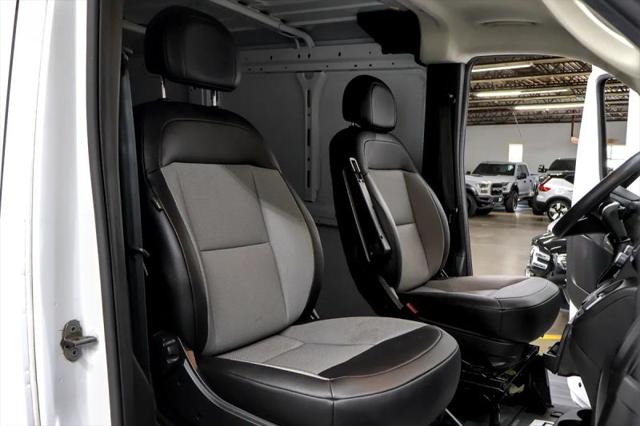 2025 Ram ProMaster 2500 Cargo Van Tradesman Low Roof 136" WB w/Pass Seat