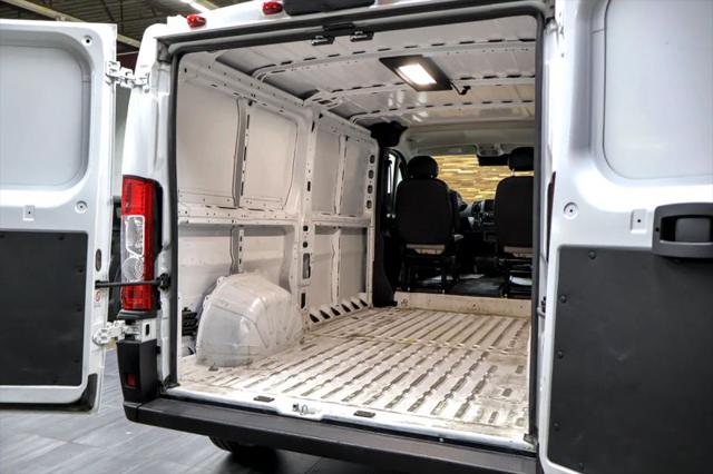2025 Ram ProMaster 2500 Cargo Van Tradesman Low Roof 136" WB w/Pass Seat