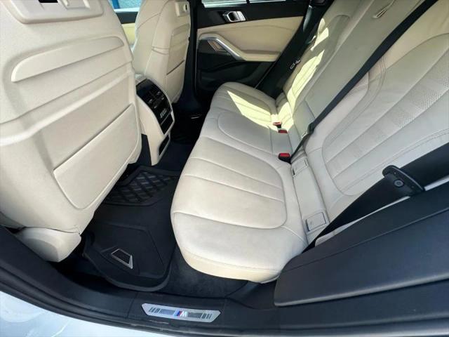 2022 BMW X6 xDrive40i