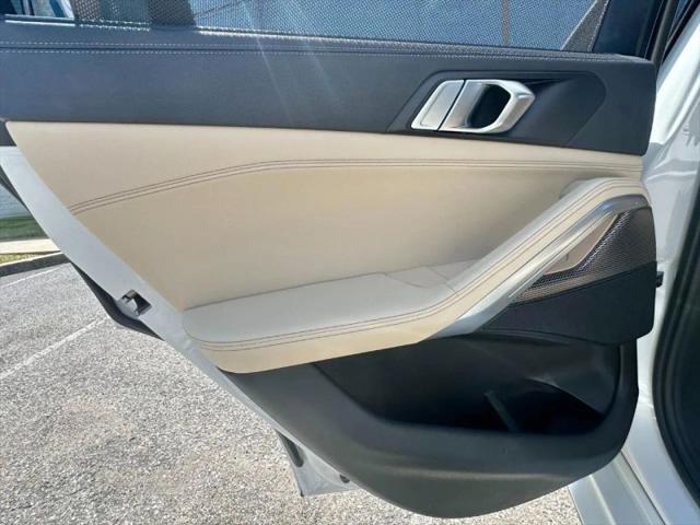 2022 BMW X6 xDrive40i