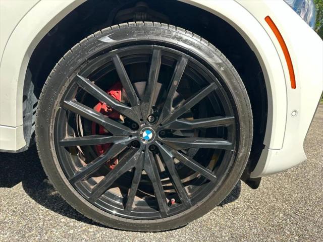 2022 BMW X6 xDrive40i