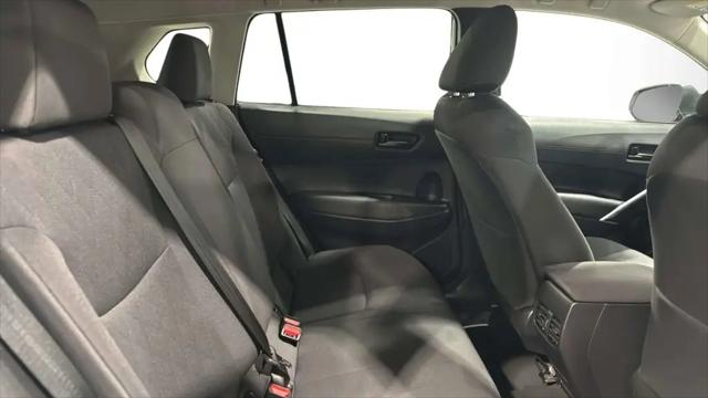 2025 Toyota Corolla Cross LE