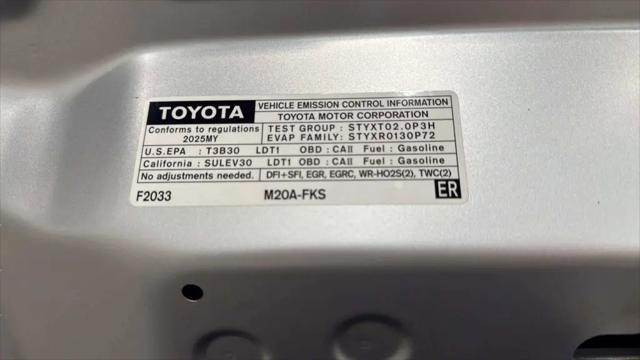 2025 Toyota Corolla Cross LE