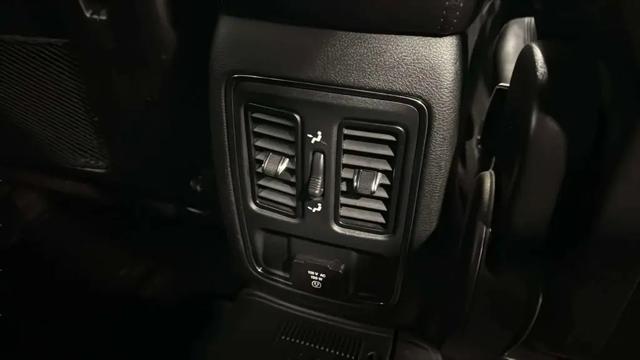 2021 Jeep Grand Cherokee Altitude