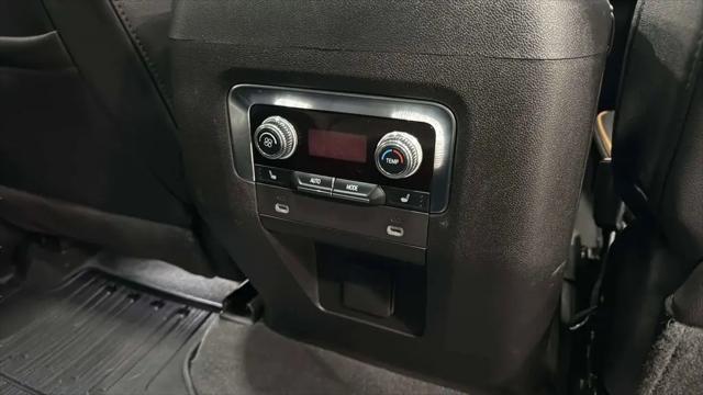 2024 GMC Yukon XL AT4