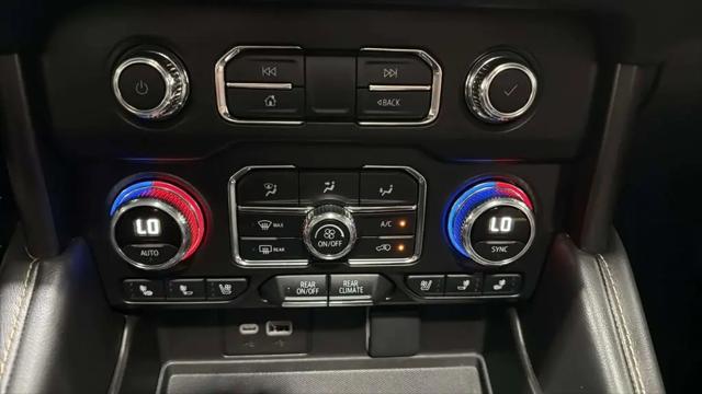 2024 GMC Yukon XL AT4