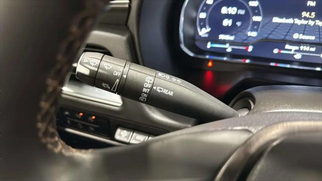 2024 GMC Yukon XL AT4