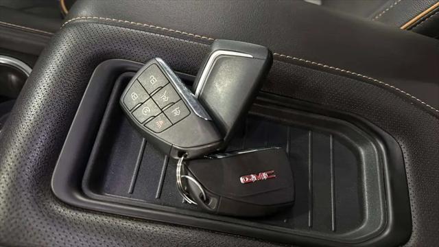 2024 GMC Yukon XL AT4