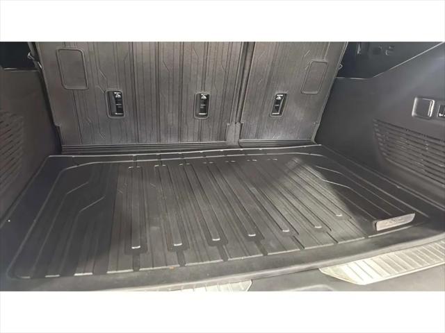 2024 GMC Yukon XL AT4