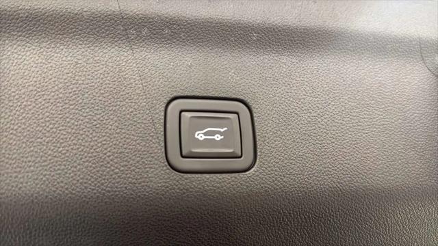 2024 GMC Yukon XL AT4