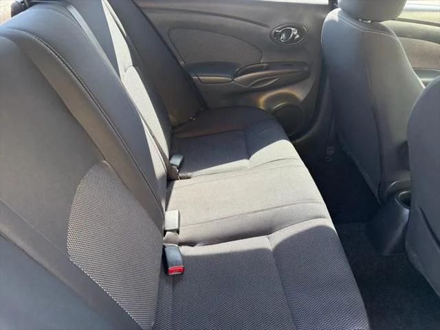 2016 Nissan Versa 1.6 S