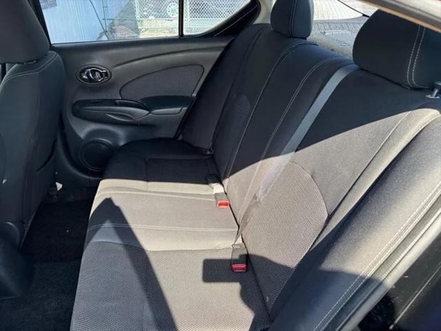 2016 Nissan Versa 1.6 S