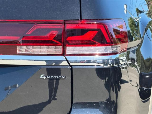 2026 Volkswagen Atlas SE with Technology