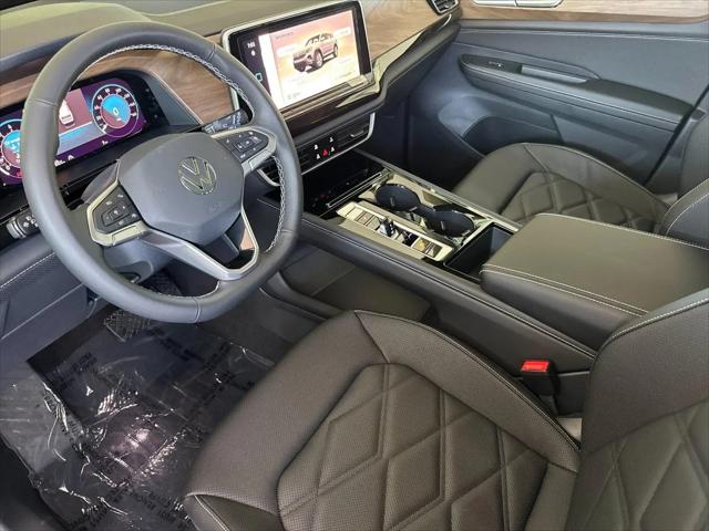2026 Volkswagen Atlas SE with Technology