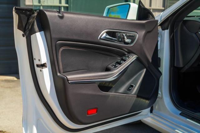 2019 Mercedes-Benz CLA 4MATIC