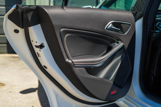 2019 Mercedes-Benz CLA 4MATIC