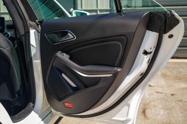 2019 Mercedes-Benz CLA 4MATIC