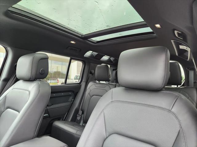 2026 Land Rover Defender P400 X-Dynamic SE