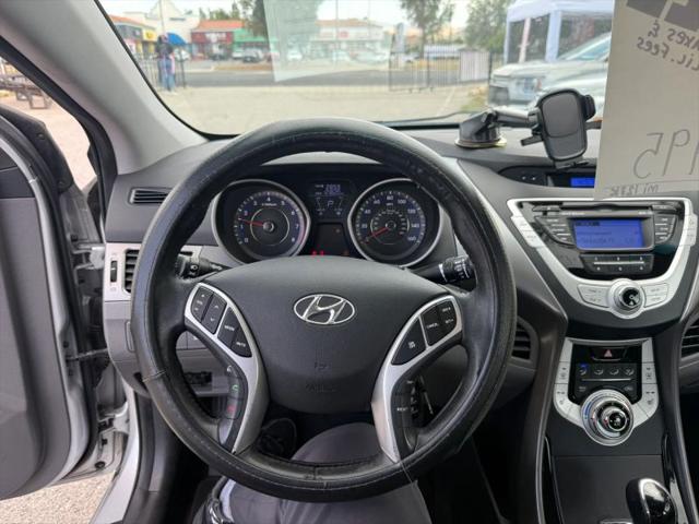 2012 Hyundai Elantra Limited (Ulsan Plant)