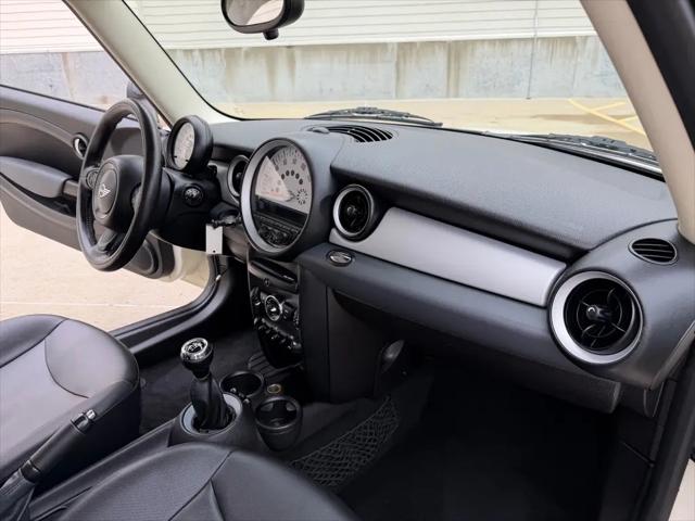 2012 MINI Cooper Cooper