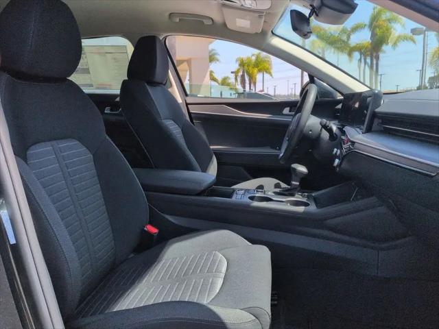 2026 Kia K5 LXS FWD