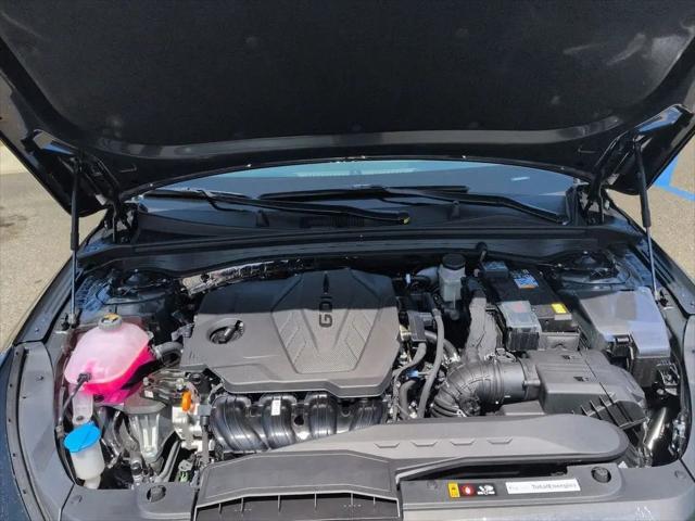 2026 Kia K5 LXS FWD