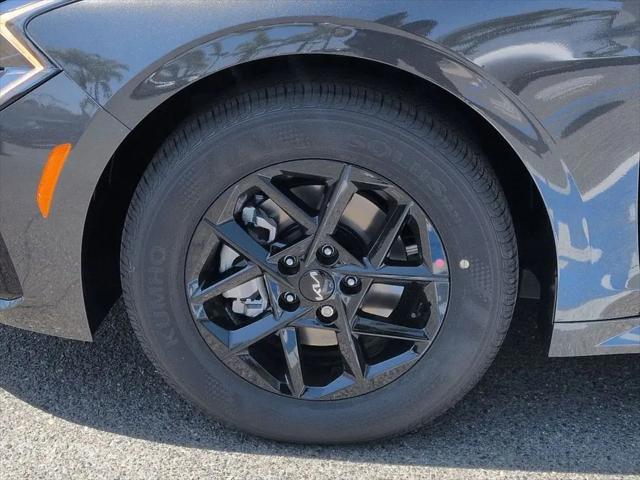 2026 Kia K5 LXS FWD